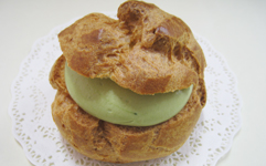 シュークリーム抹茶